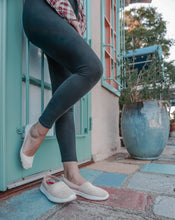 Load image into Gallery viewer, Linen Flax Women's Soft Breathable No Show Socks 3-pairs.