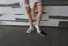 Load image into Gallery viewer, Linen Women Low Cut Socks – Soft, Breathable Keep Feet Dry with Moisture-Wicking Flax Fibers (3-pairs)