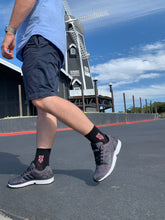 Load image into Gallery viewer, Black Men Soft Breathable Embroidery Ornament Socks (2-pairs).