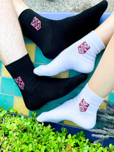 Load image into Gallery viewer, Black Men Soft Breathable Embroidery Ornament Socks (2-pairs).